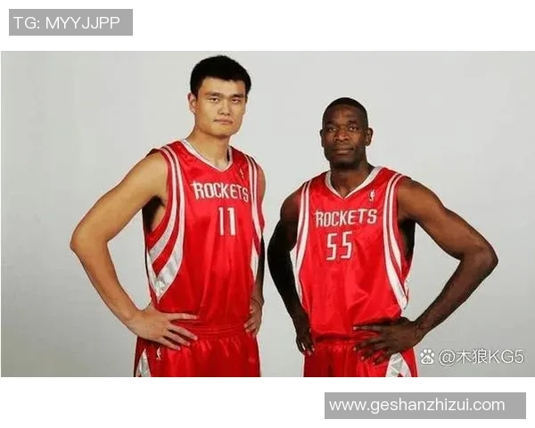 足球巨星中的篮球迷揭秘他们的跨界热爱与追求 足球巨星中的篮球迷揭秘他们的跨界热爱与追求