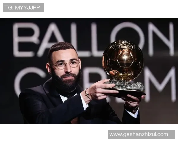 全球足球巨星排名榜单揭晓顶级球员实力对比及成就一览 全球足球巨星排名榜单揭晓顶级球员实力对比及成就一览