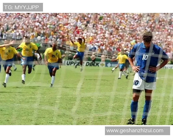 足坛另类球星的奇特成长经历与赛场独特风采全景解读 足坛另类球星的奇特成长经历与赛场独特风采全景解读